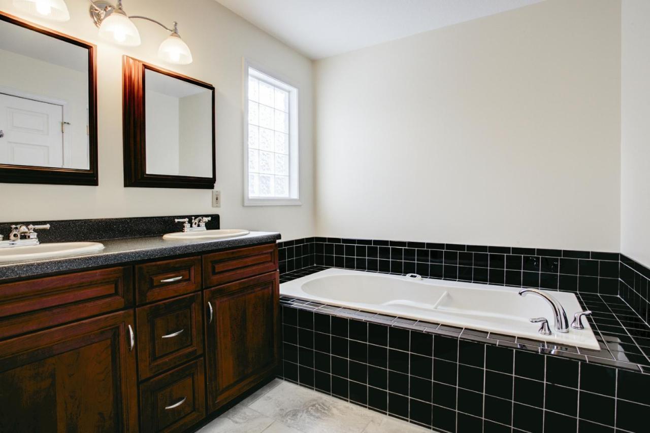 Brook Knoll - New! Beautiful Mtn Retreat W/Pool Near Asheville! Weaverville Dış mekan fotoğraf
